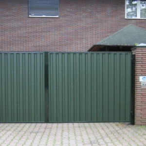 Ворота и калитки из профнастила