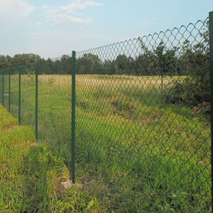Забор из сетки рабицы